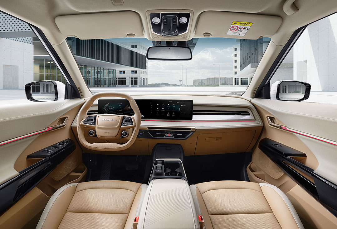 KGM Actyon SUV-Coupé Frontansicht mit sportlichem Design auf dem Parkplatz der Zollhaus Automobile AG in Thun