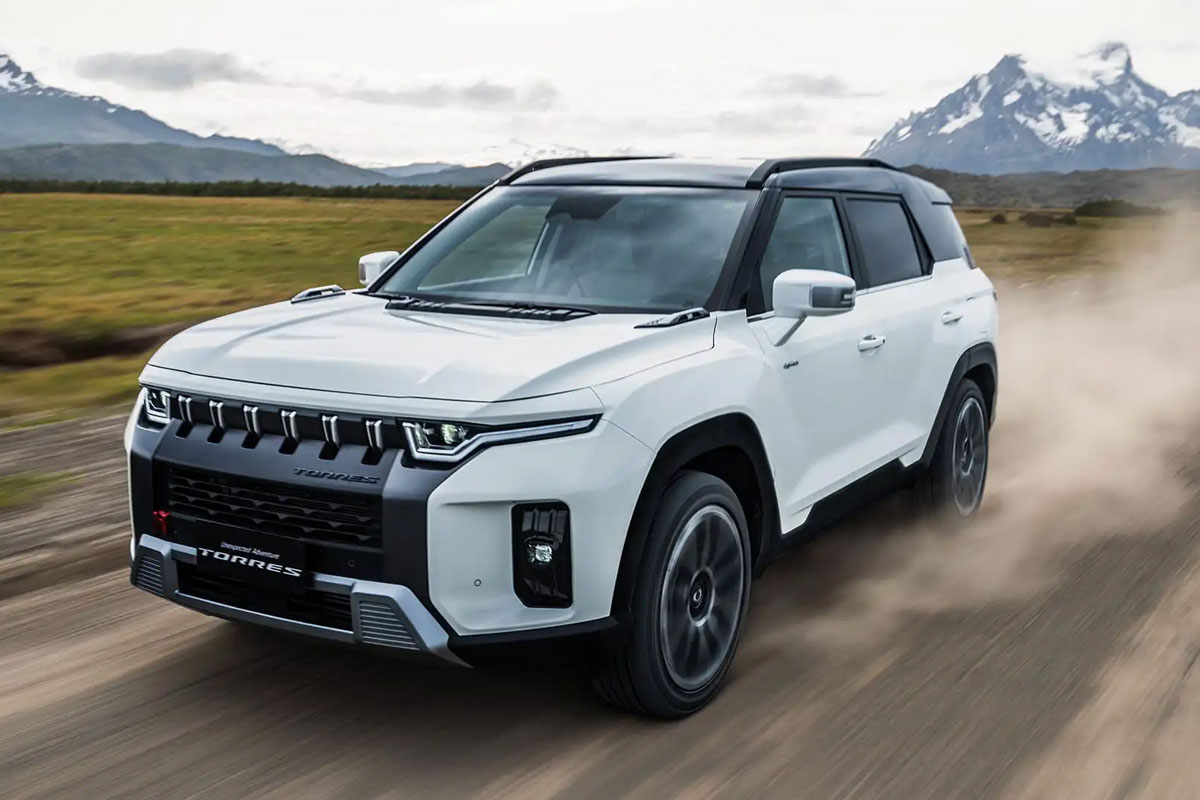 KGM Torres Hybrid Frontansicht in Thun &ndash; markantes SUV-Design mit Hybridantrieb bei Zollhaus Automobile